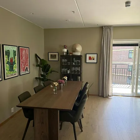 Thoughtfully Furnished Flat In Grunerlokka * Oslo
